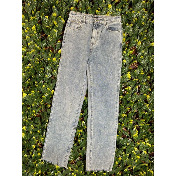 Pretty Little Thing Mid Blue Wash Straight Leg Raw Hem Jeans Size 6 NWT - Picture 5 of 6